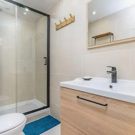 Apartament Duplex 4 Pers. Centre Avec Cour Privee Ensoleillee